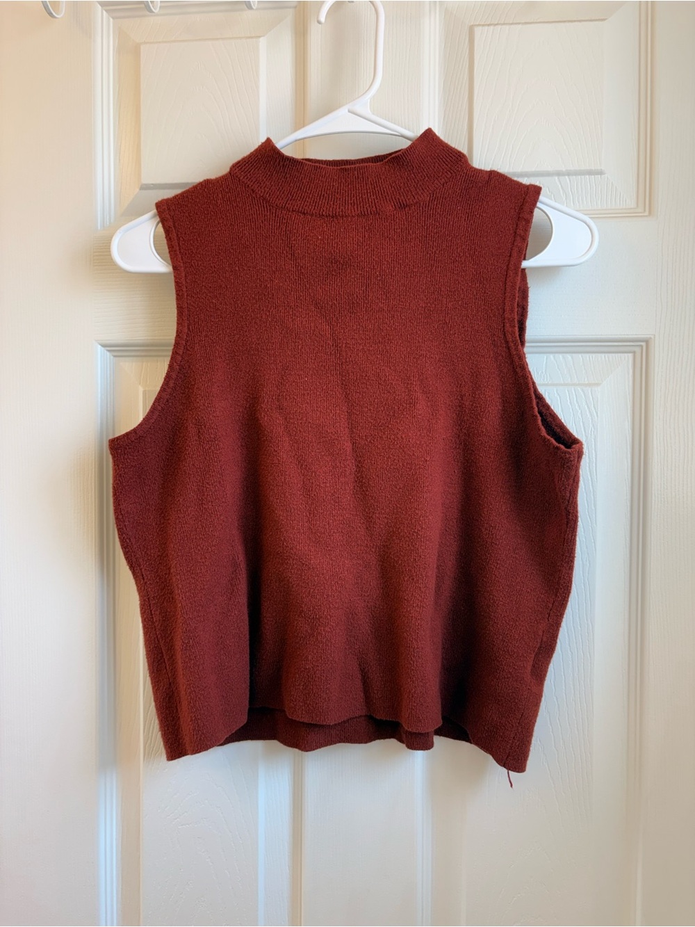 Nine West Rust Sleeveless Mock Neck Knit Top